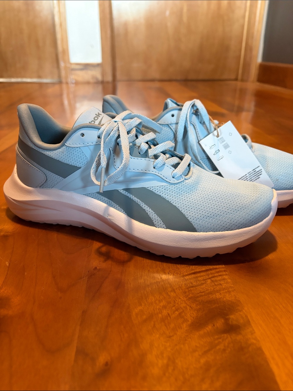 NWT Reebok Women's Running Shoe - Size 7.5